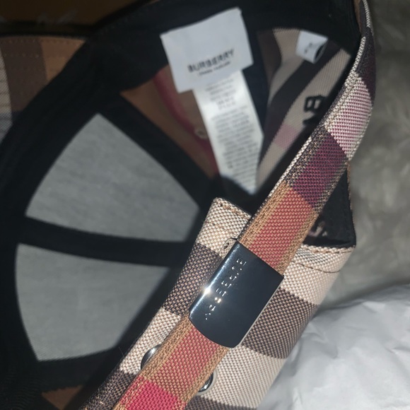 Burberry Embroidered Logo S unisex (+Box) - Picture 4 of 6